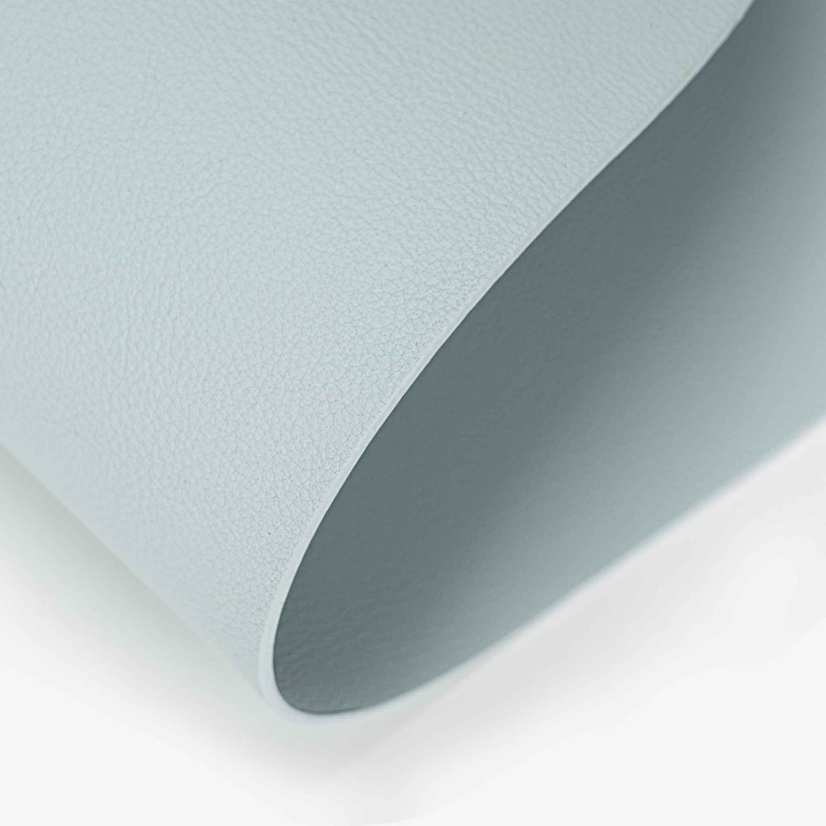 PROMATTOO Silicone Placemats, Oval Heat-Resistant & Machine-Washable Table Mats